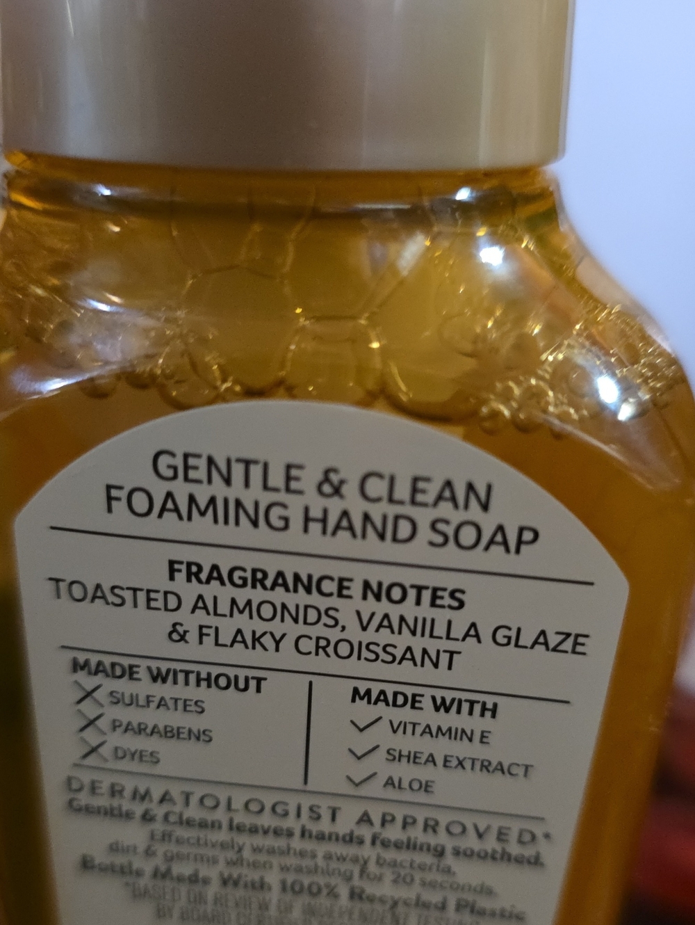 Almond Croissant & Black Cherry Merlot Foaming Hand Soap Nwt - Picture 3 of 4
